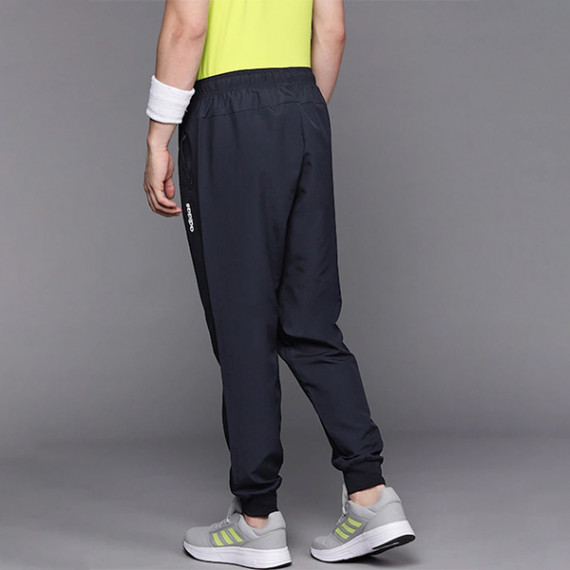 https://weavestyle.in/products/men-navy-blue-stanford-solid-joggers