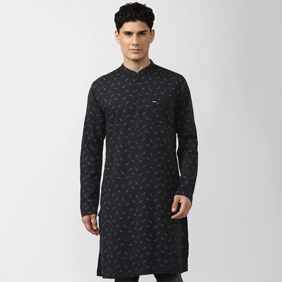 http://126822.m1110.group/vi/products/men-black-geometric-printed-kurta-1