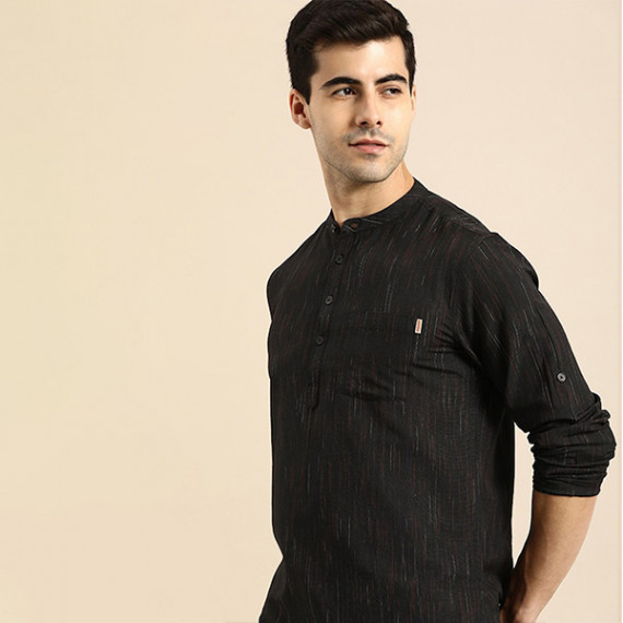 http://126822.m1110.group/vi/products/men-black-woven-design-kurta