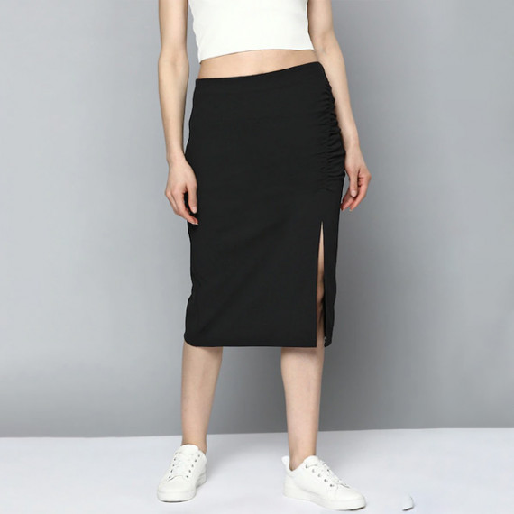 http://126822.m1110.group/products/women-black-pure-cotton-solid-ruched-straight-skirt