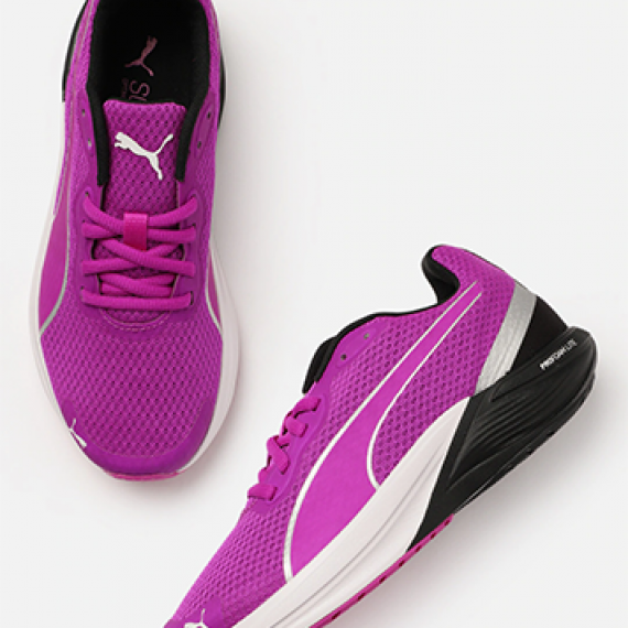 https://weavestyle.in/products/women-magenta-feline-profoam-running-shoes