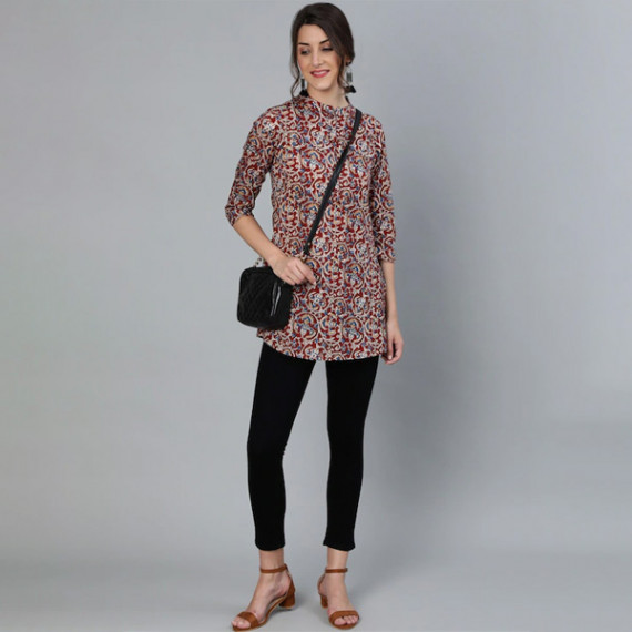 http://126822.m1110.group/products/womens-maroon-cream-coloured-printed-tunic