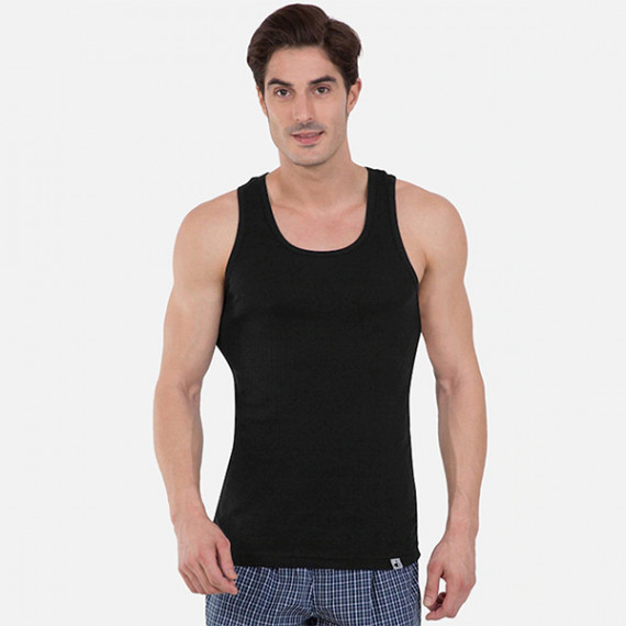 https://weavestyle.in/products/men-black-solid-racer-back-innerwear-vest-9922-0105