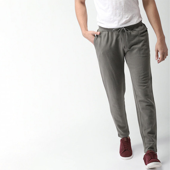 https://weavestyle.in/products/men-grey-regular-fit-solid-track-pants