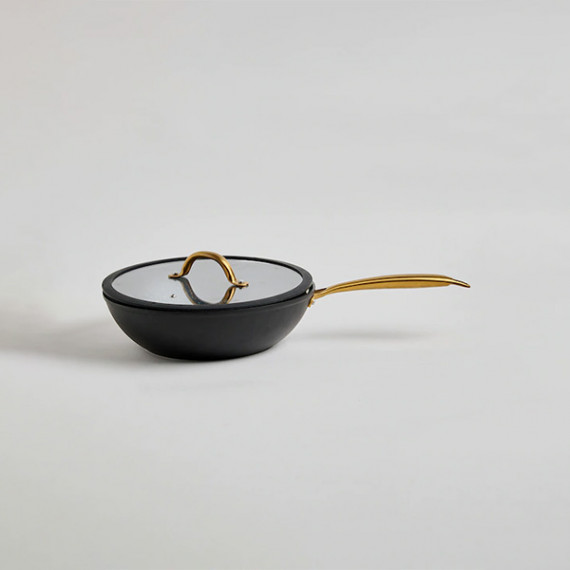 https://weavestyle.in/products/signature-series-black-gold-toned-aluminum-frying-wok-with-glass-lid