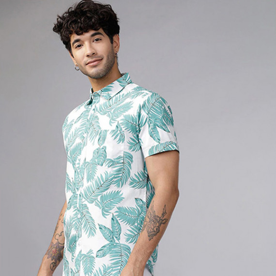 https://weavestyle.in/vi/products/men-green-white-slim-fit-printed-casual-shirt