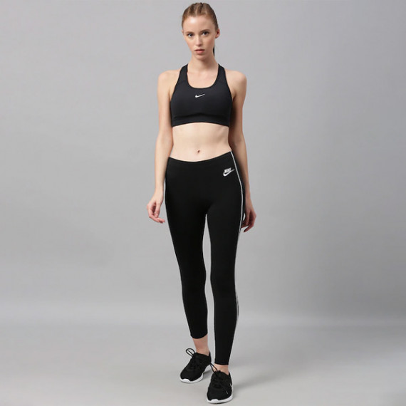 https://weavestyle.in/vi/products/black-solid-non-wired-lightly-padded-dri-fit-swoosh-training-sports-bra-bv3637-010