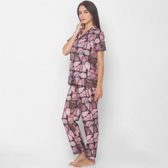 https://weavestyle.in/vi/products/women-black-abstract-printed-nightwear