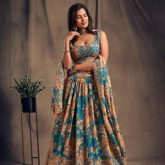 https://weavestyle.in/products/blue-beige-printed-semi-stitched-lehenga-unstitched-blouse-with-dupatta